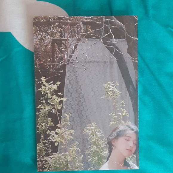 TWICE JYP Two Sideded Foldabled Photocards K-POP - Picture 3 of 5